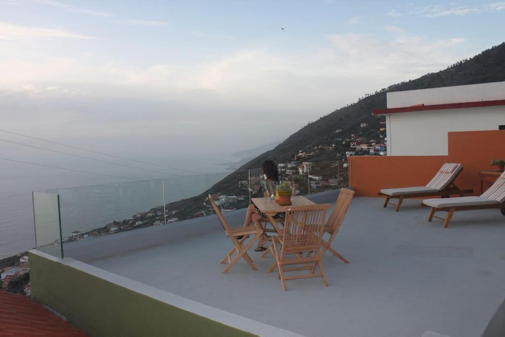 Casa Bernales Holiday home *